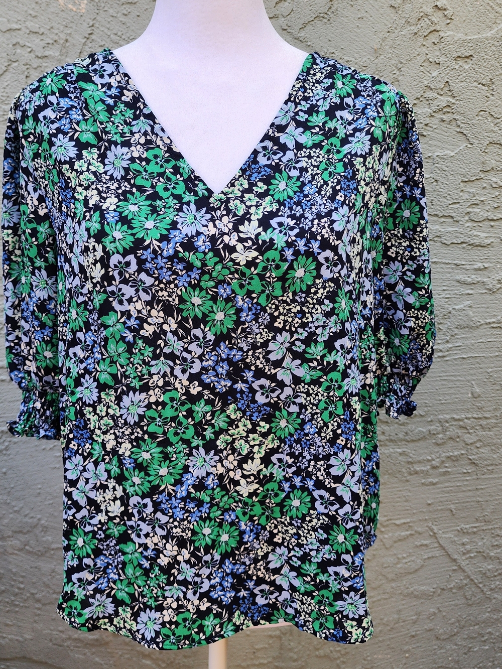 Ann Taylor Petite Floral V-Neck Blouse Smocked Puff Sleeve Top Green Blue [SP]